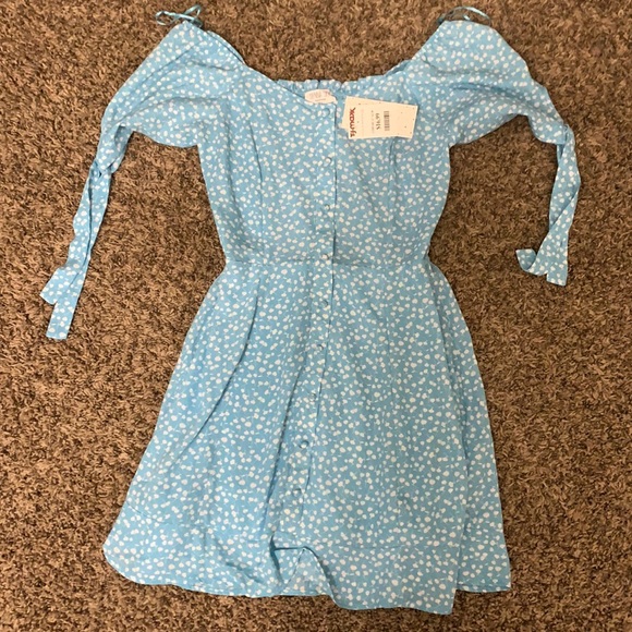 Dresses & Skirts - Floral spring dress